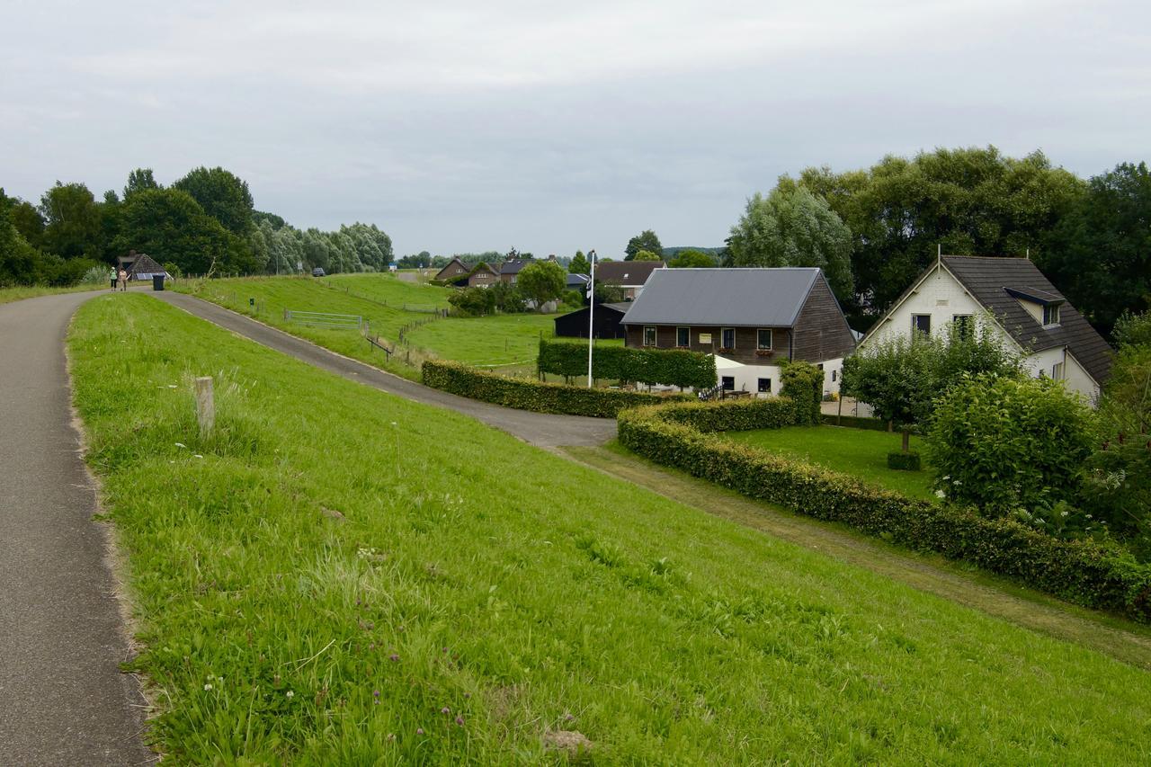 Bed and Breakfast Dreumelse Waard Exterior foto